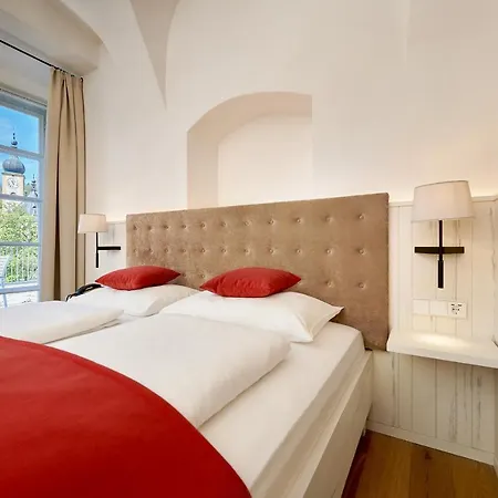 Hotel Schloss An Der Eisenstrasse 4*