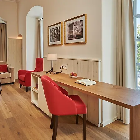 Schloss An Der Eisenstrasse فندق