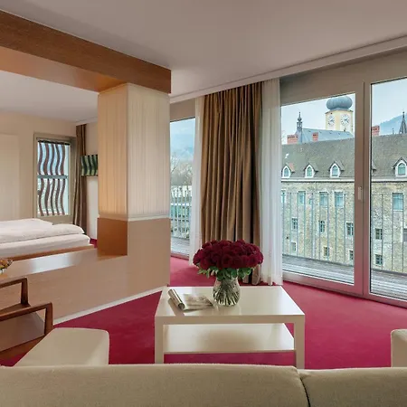 Hotel Schloss An Der Eisenstrasse