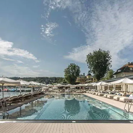 Schloss An Der Eisenstrasse 4*