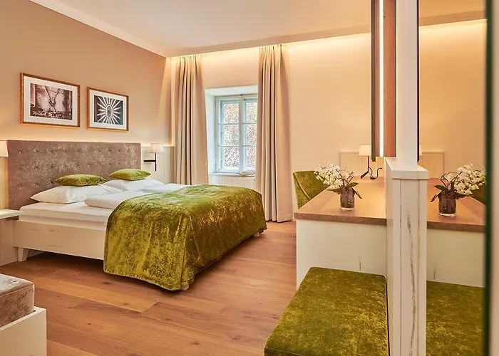 Schloss An Der Eisenstrasse 4* وایدهوفن آن در یبس