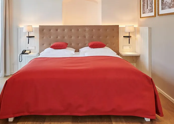 فندق Schloss An Der Eisenstrasse 4*