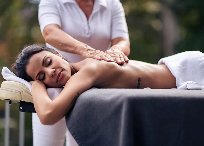 Schloss An Der Eisenstrasse