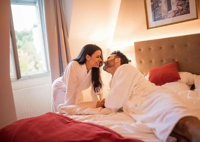 Schloss An Der Eisenstrasse Hotel