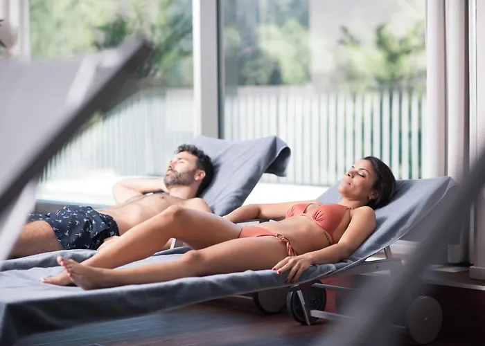 Schloss An Der Eisenstrasse 4* وایدهوفن آن در یبس