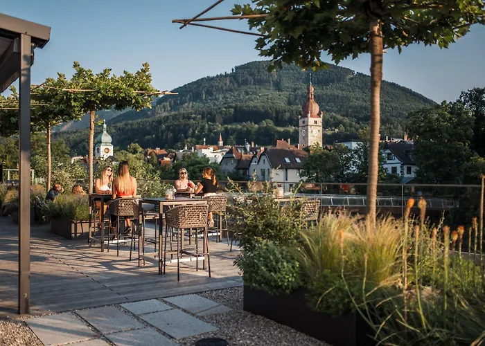 Schloss An Der Eisenstrasse Hotel