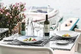 Schloss An Der Eisenstrasse 4*