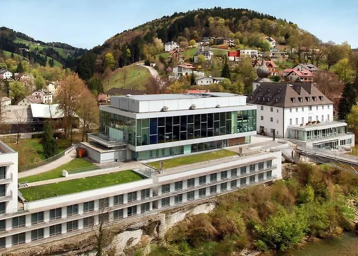 Schloss An Der Eisenstrasse Hotel
