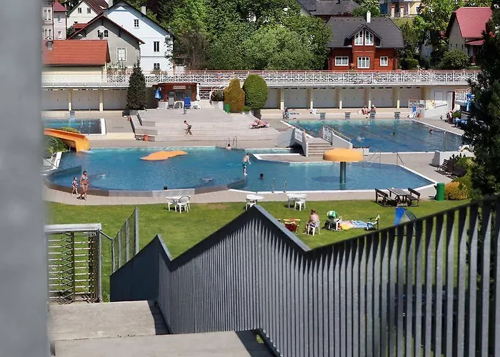 Hotel Schloss An Der Eisenstrasse 4*